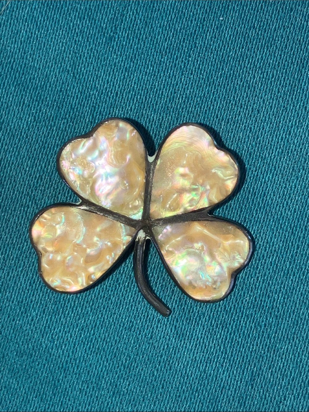 Vintage Mother-of-Pearl 4 Leaf Clover Brooch Pin  Sterling